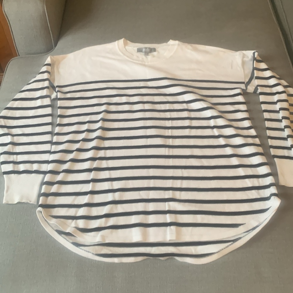 Marbled Top - Picture 2 of 12